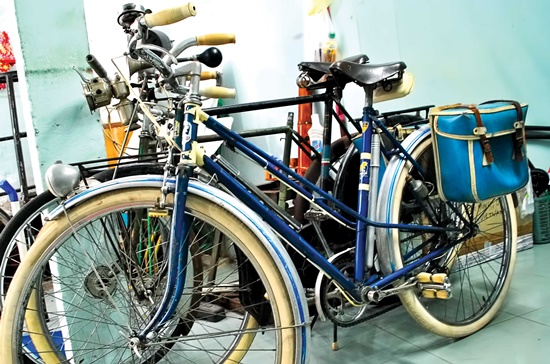 Độc đáo những xe đạp cổ giá nghìn đô giữa lòng Hà Nội  Báo Người lao động