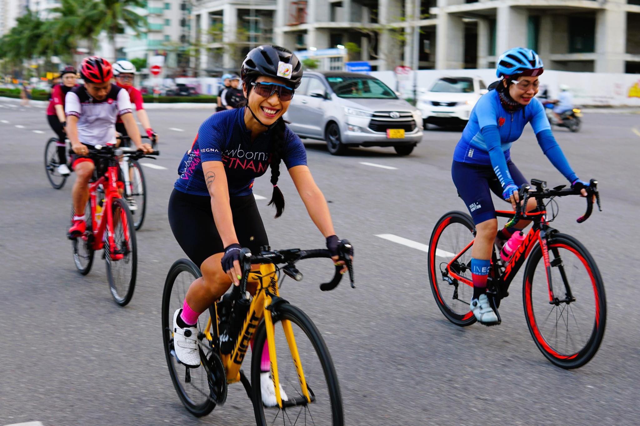 Bóng hồng đạp xe 24 tiếng không ngủ, chinh phục thành công gần 550km - Sài  Gòn Tiếp Thị