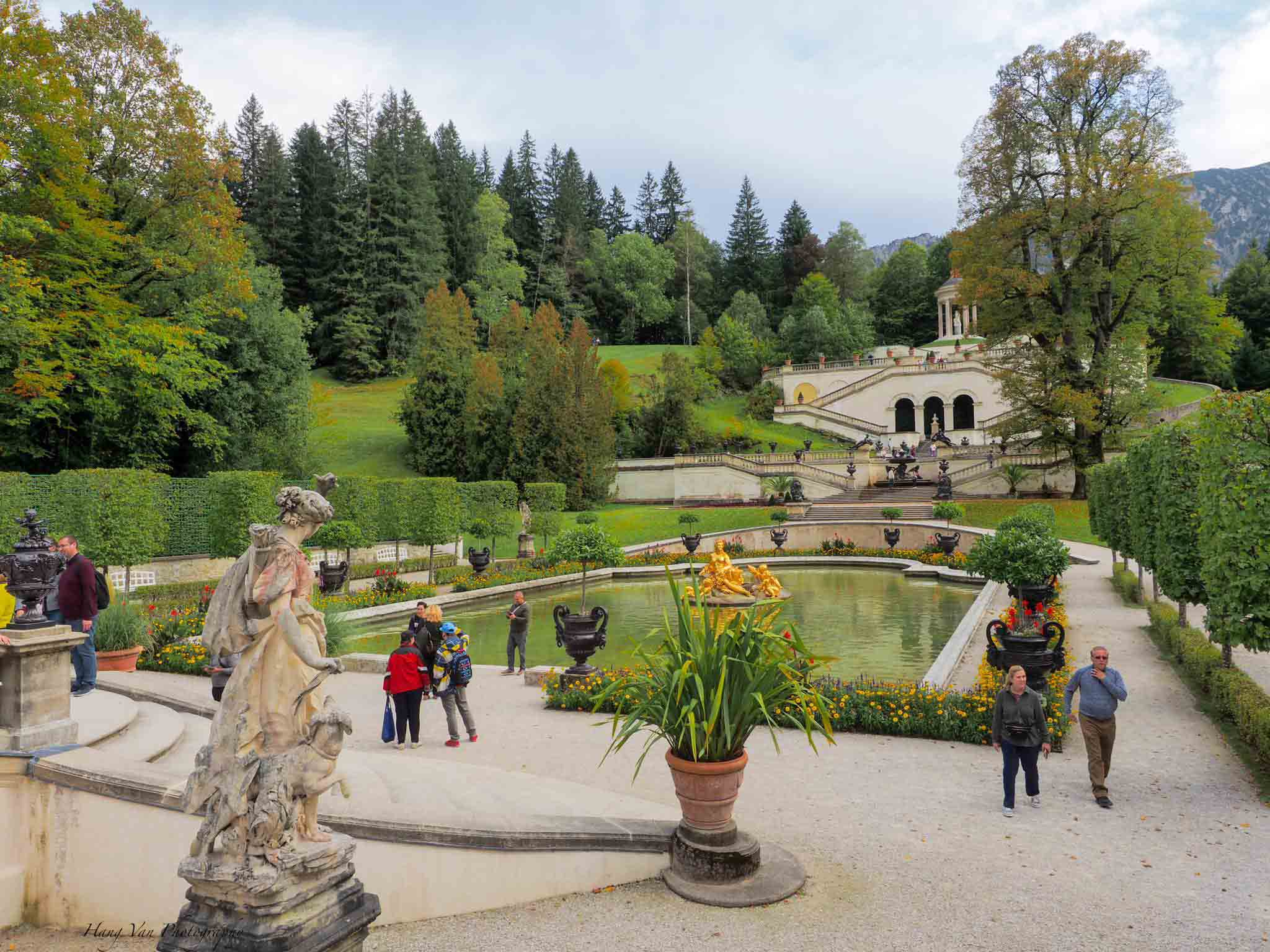 Vẻ đẹp cung điện Linderhof ở miền Nam nước Đức
