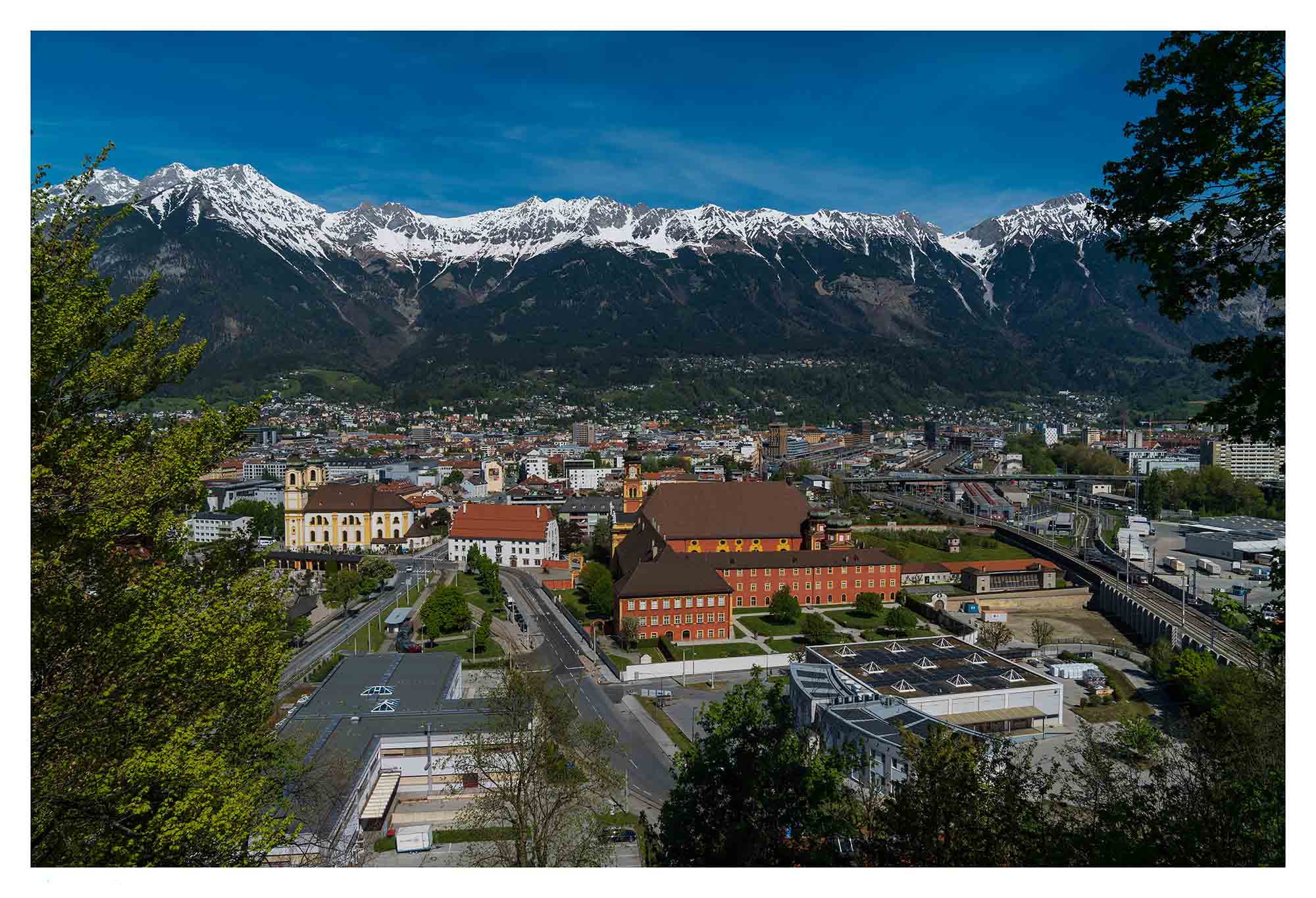Đến Áo, khám phá thành phố Innsbruck nằm bên dãy Alps